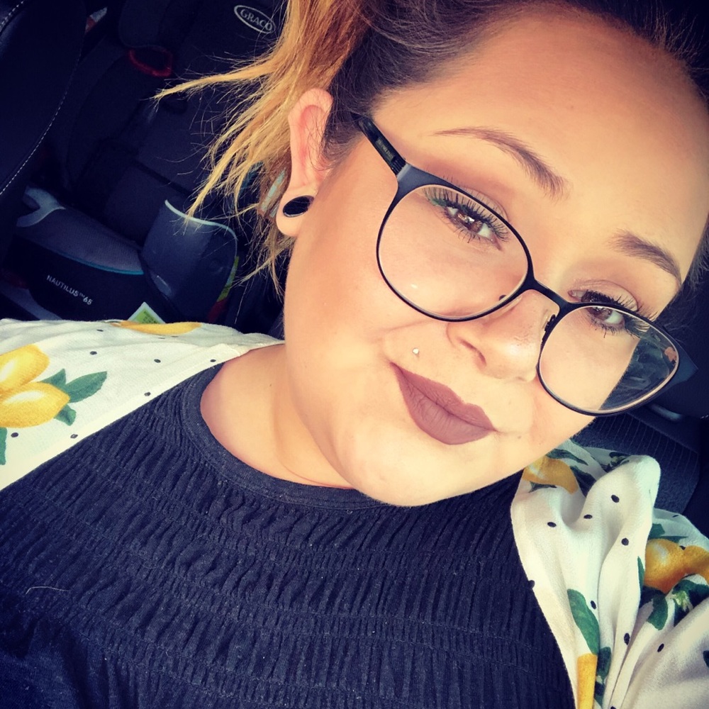 Meet your Posher, Leann